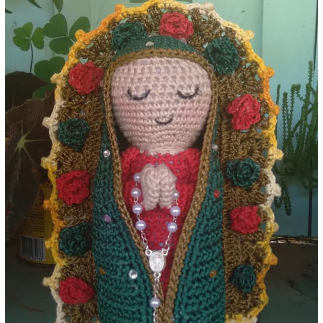 amigurumi de Nossa Senhora de Guadalipe